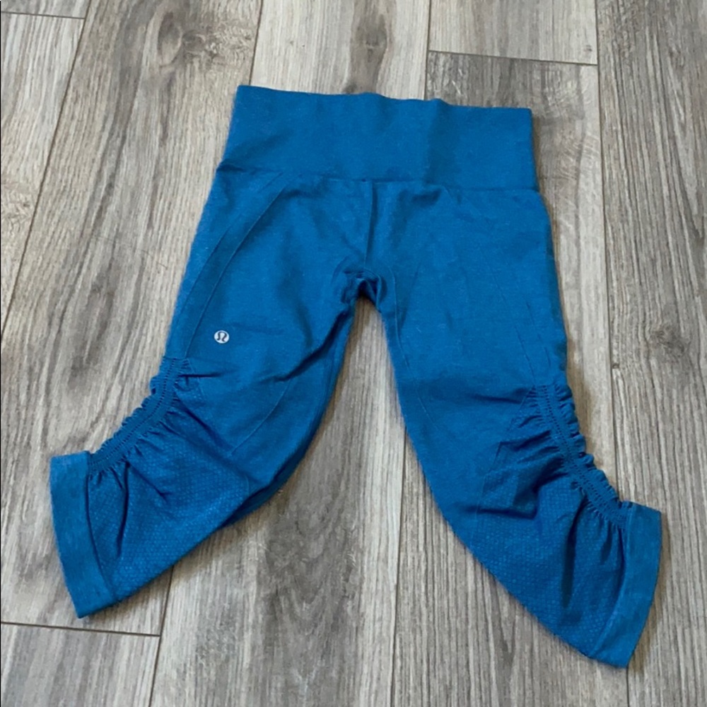 Lululemon Ebb & Flow Crops